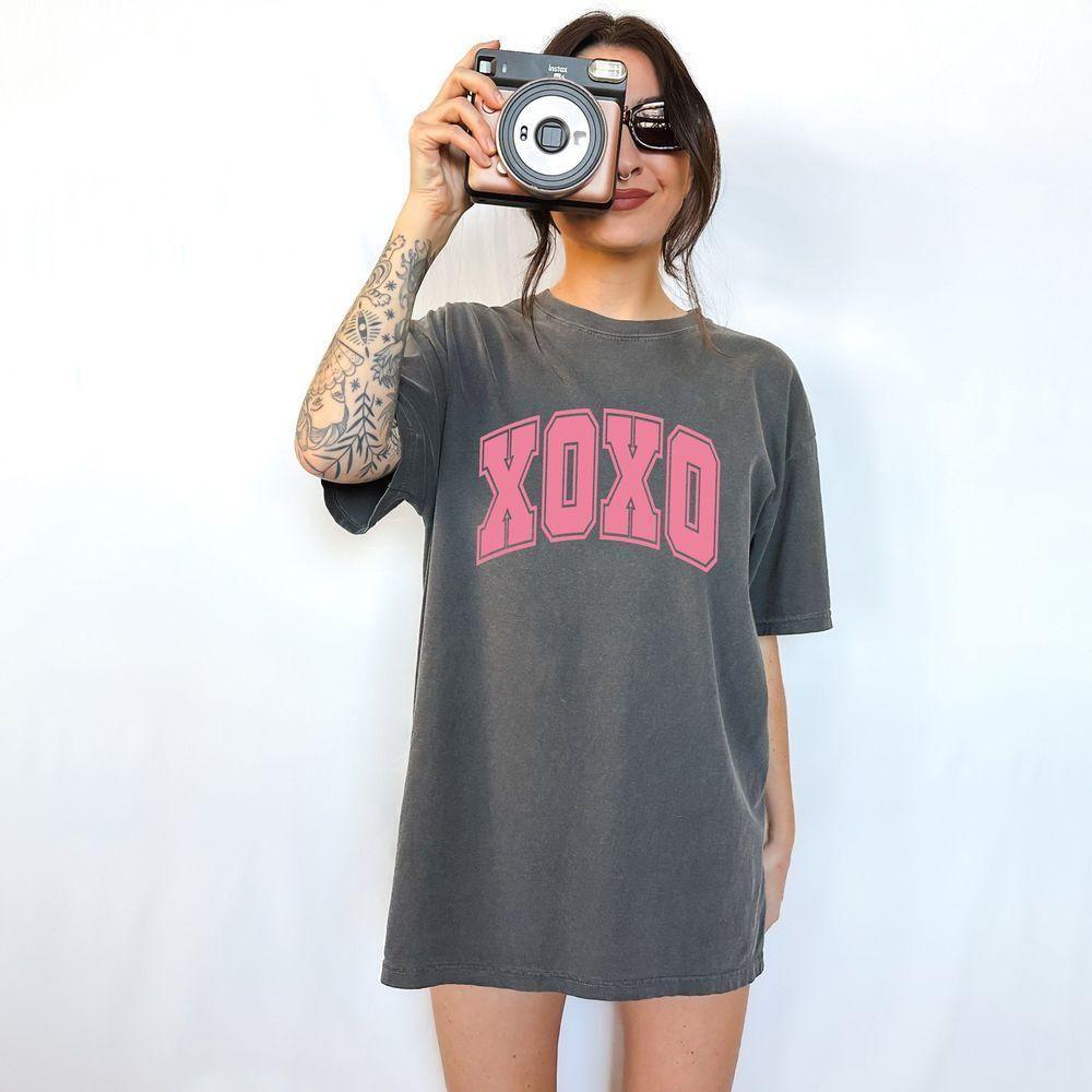 Retro Valentines Day 27 Vuitino Shirt